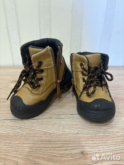 Ботинки демисезонные для мальчика 22
