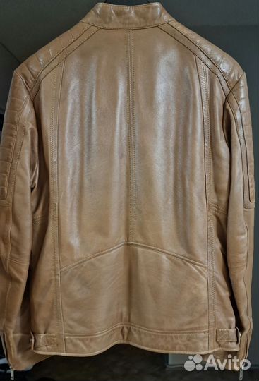 Кожаная куртка UF4M (снежная королева)