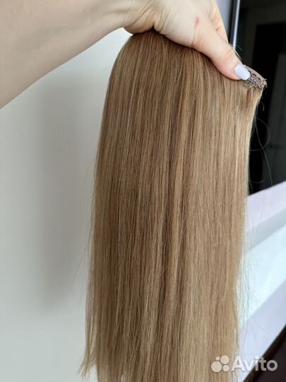 Волосы на заколках