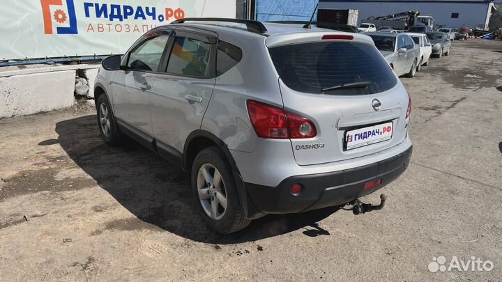 Обшивка двери задней левой Nissan Qashqai (J10) 82