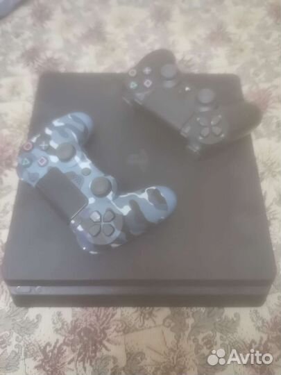 Sony playstation 4 PS4 plus 1tb