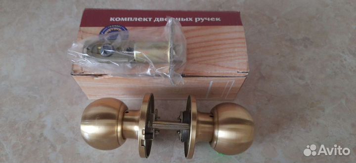 Дверные ручки новые