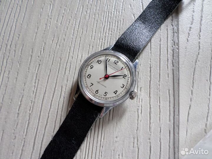 Часы Спортивные 17 камней 1 мчз состояние