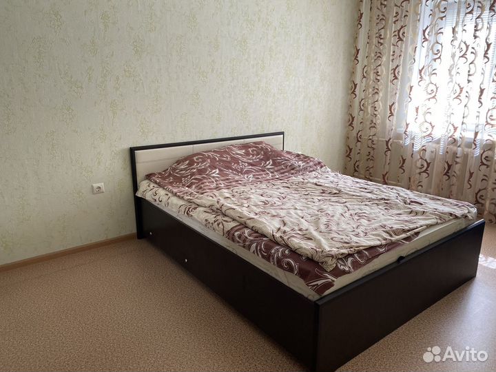 Спальный гарнитур бу
