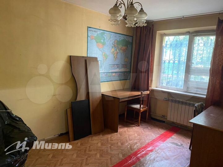 3-к. квартира, 57 м², 1/17 эт.