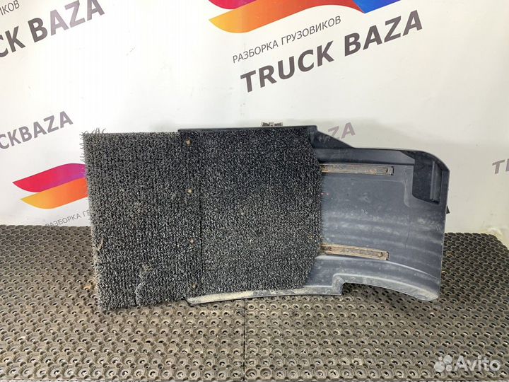 Крыло переднее левое задняя часть