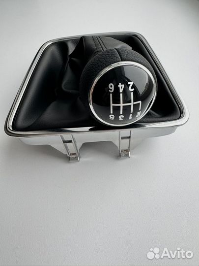 Ручка кпп 6-ст с чехлом Volkswagen Golf Tiguan
