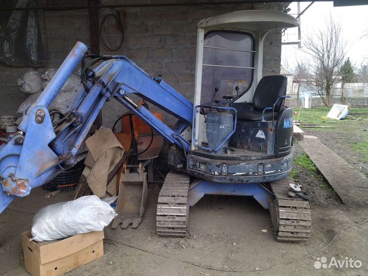 Копаю траншеи колодцы мини эксковатором