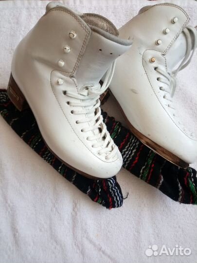 Фигурные коньки risport rf3