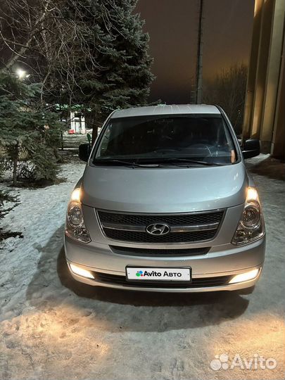 Hyundai Grand Starex 2.5 AT, 2008, 164 500 км