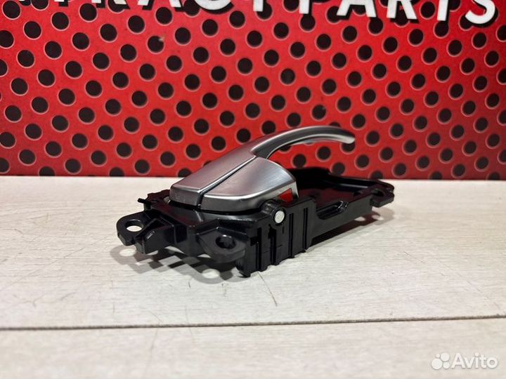 Ручка внутренняя передняя правая Kia Sorento Prime