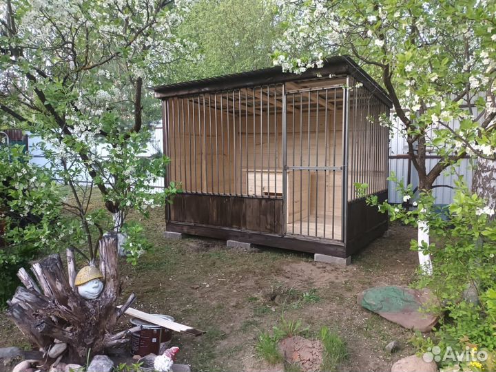Вольер большой