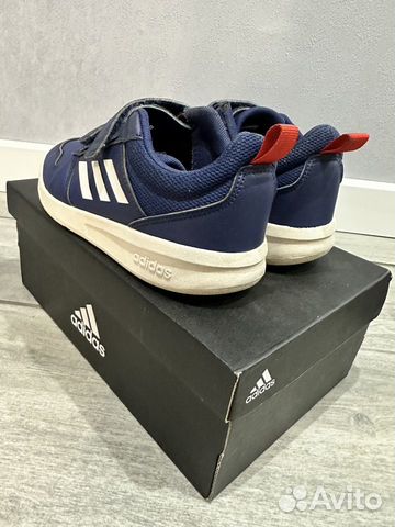 Кроссовки adidas