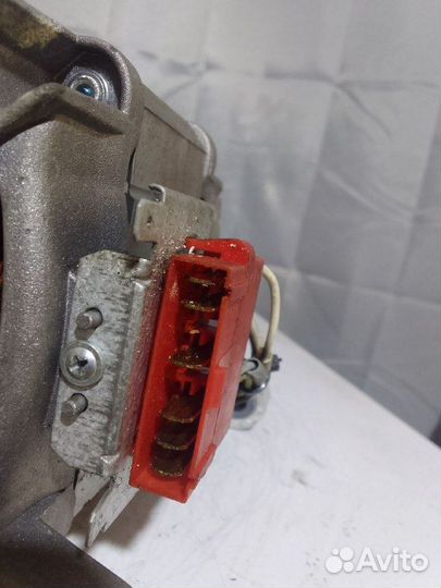 Двигатель стиральной машины Indesit/Ariston