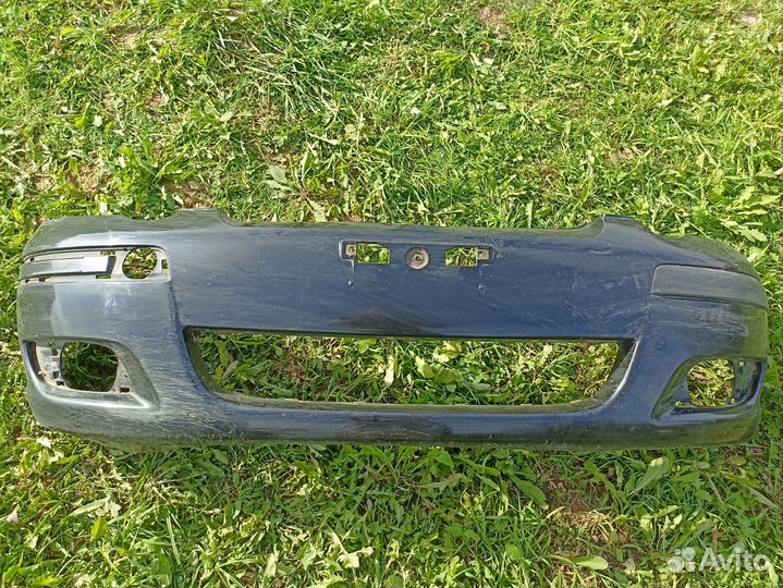 Бампер передний Toyota Yaris 2003-2005