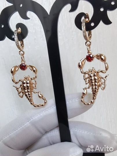 Золотые серьги