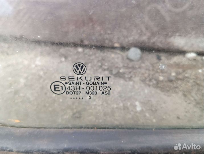 Стекла задних дверей Фольксваген LT-1 1993г