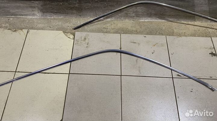 Молдинги стекол Mercedes W140