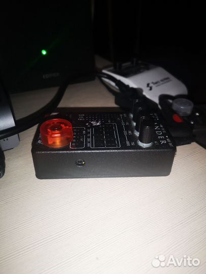 Гитарный преамп Dut Beardy Islander MK2