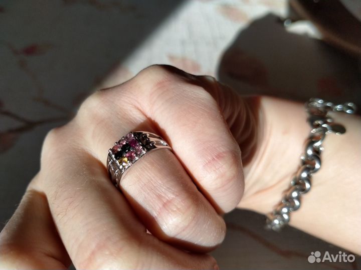 Серебряное кольцо