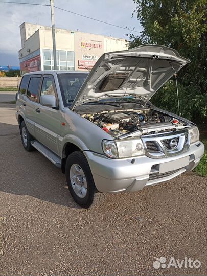 Nissan Terrano II 2.7 МТ, 2002, 300 000 км