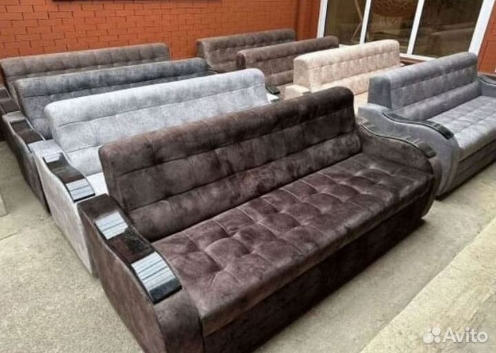 Прямой диван на заказ