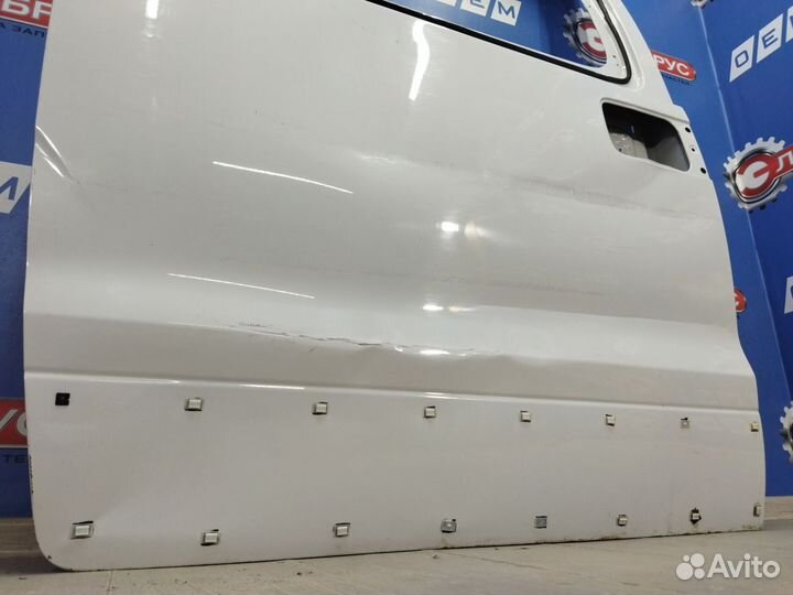 Дверь задняя правая Hyundai H1 Grand Starex 2 2007