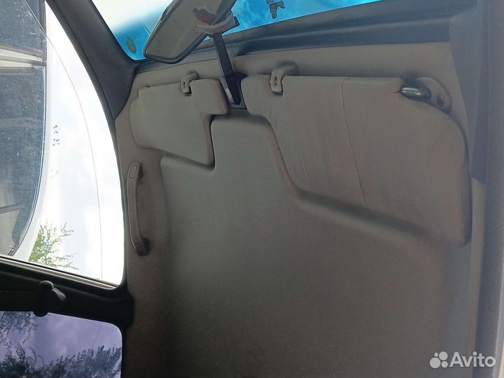 Солнцезащитный козырёк KIA avella