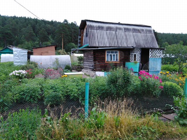 Дача златоуст строитель. Приайский Златоуст. Авито Златоуст недвижимость. Златка Златоуст Садовая 10 фото.