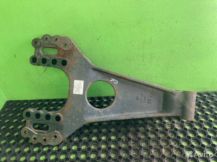 Кронштейн реактивной тяги DAF XF105