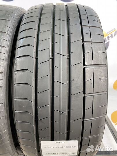 Pirelli P Zero PZ4 235/35 R19 85V