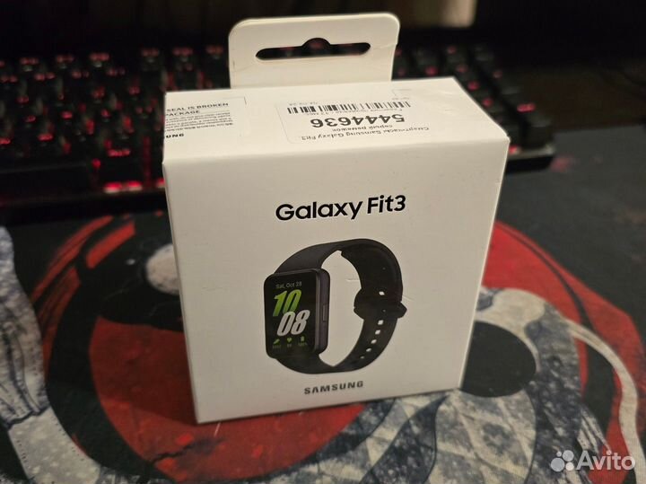 Смарт-часы Samsung Galaxy Fit3