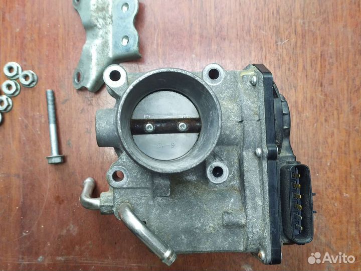 Дроссельная заслонка 1nz-fe