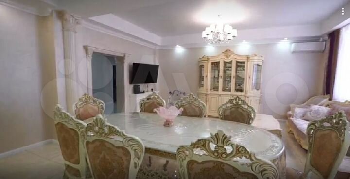 3-к. квартира, 118,8 м², 3/10 эт.