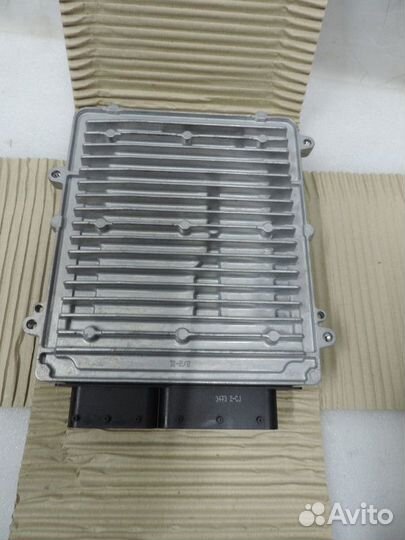 Блок управления двигателем Mercedes-Benz E-Class 2