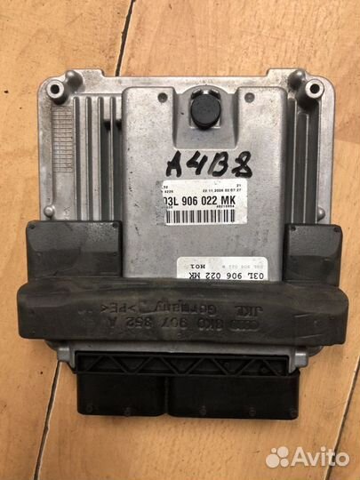 Эбу Audi A4 B8 2.0 TD caga