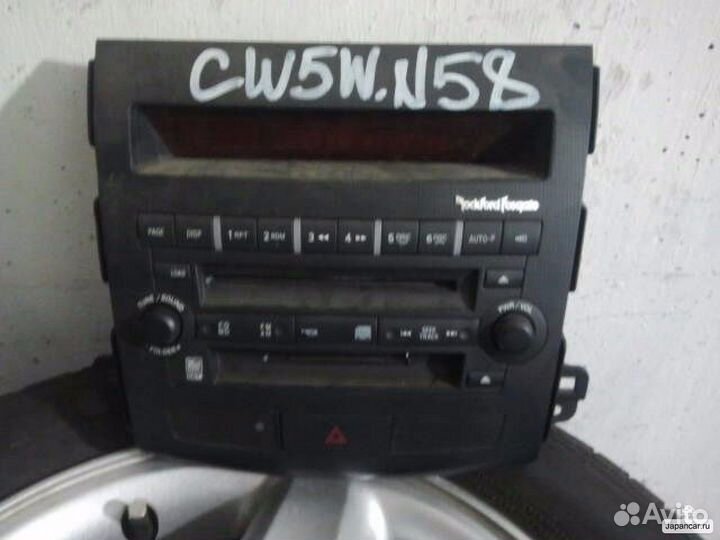 Панель магнитофона на mitsubishi outlander CW5W