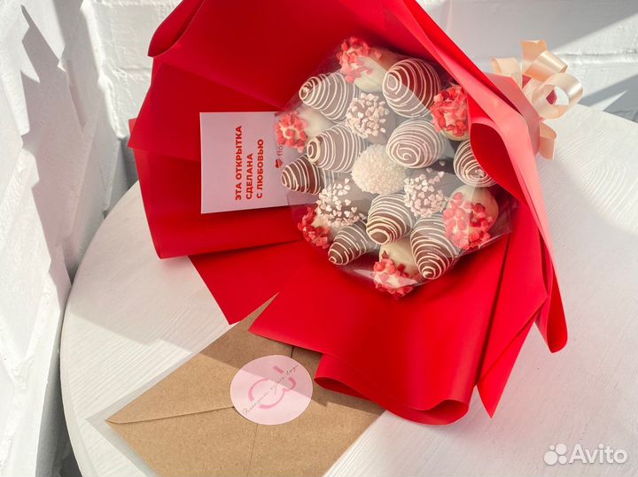 Набор из клубники в шоколаде