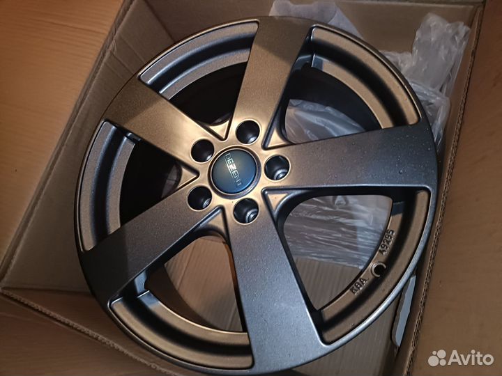 Новые диски Dezent TD R17 VW,Skoda
