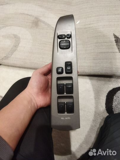 Блок управления стеклоподъемниками