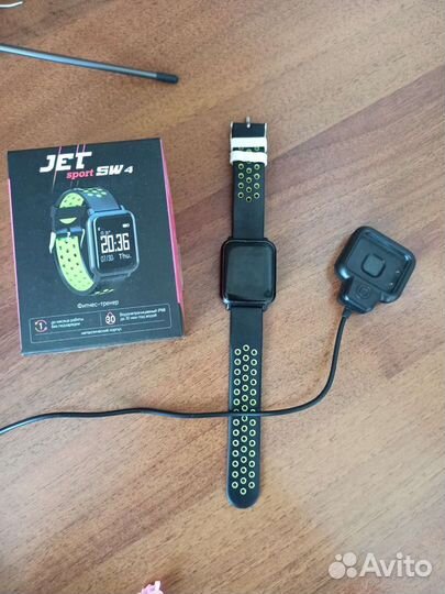 Фитнес трекер JET sport SW4