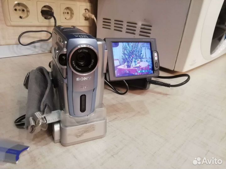 Видео камера sony handycam