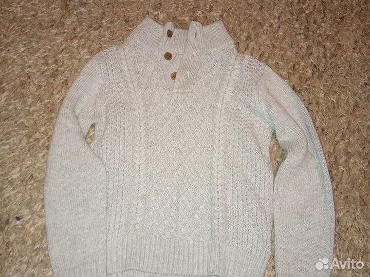 Стильный свитер на мальчика