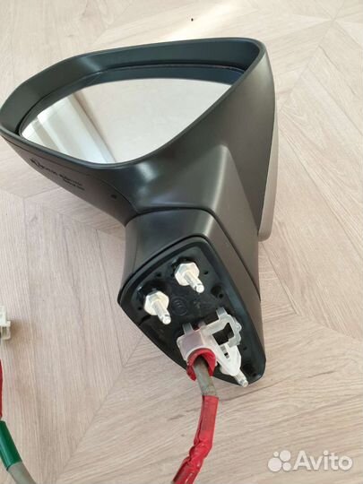 Боковое зеркало Lexus nx200