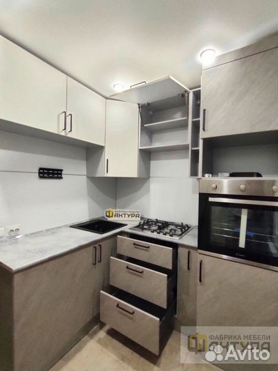 Кухонные гарнитуры