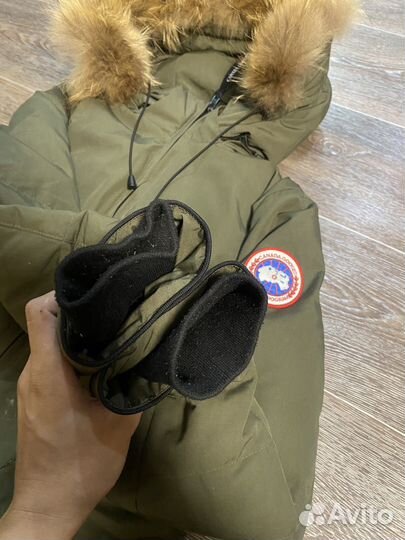 Женская парка Canada Goose