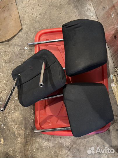 Подголовник задний skoda octavia a5