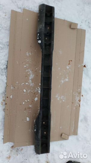 Усилитель бампера передний Ситроен Ксара Пикассо