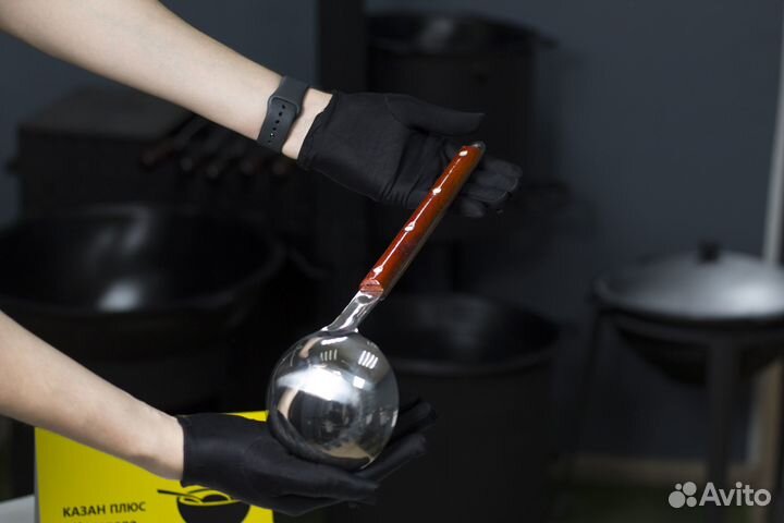 Шумовка с деревянной ручкой 40 сантиметров (Новая)