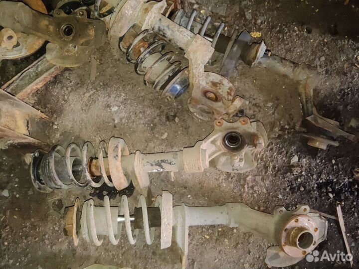 Стойка передняя деу нексия